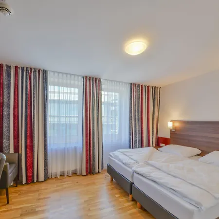 City Hotel Wetzlar 3*