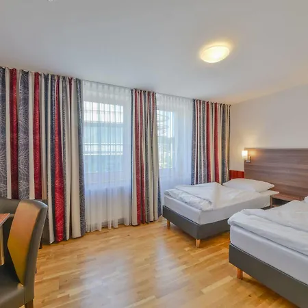 City Hotel Wetzlar 3*